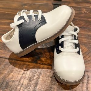 Footmates navy and white cheer saddle shoe-Size 8